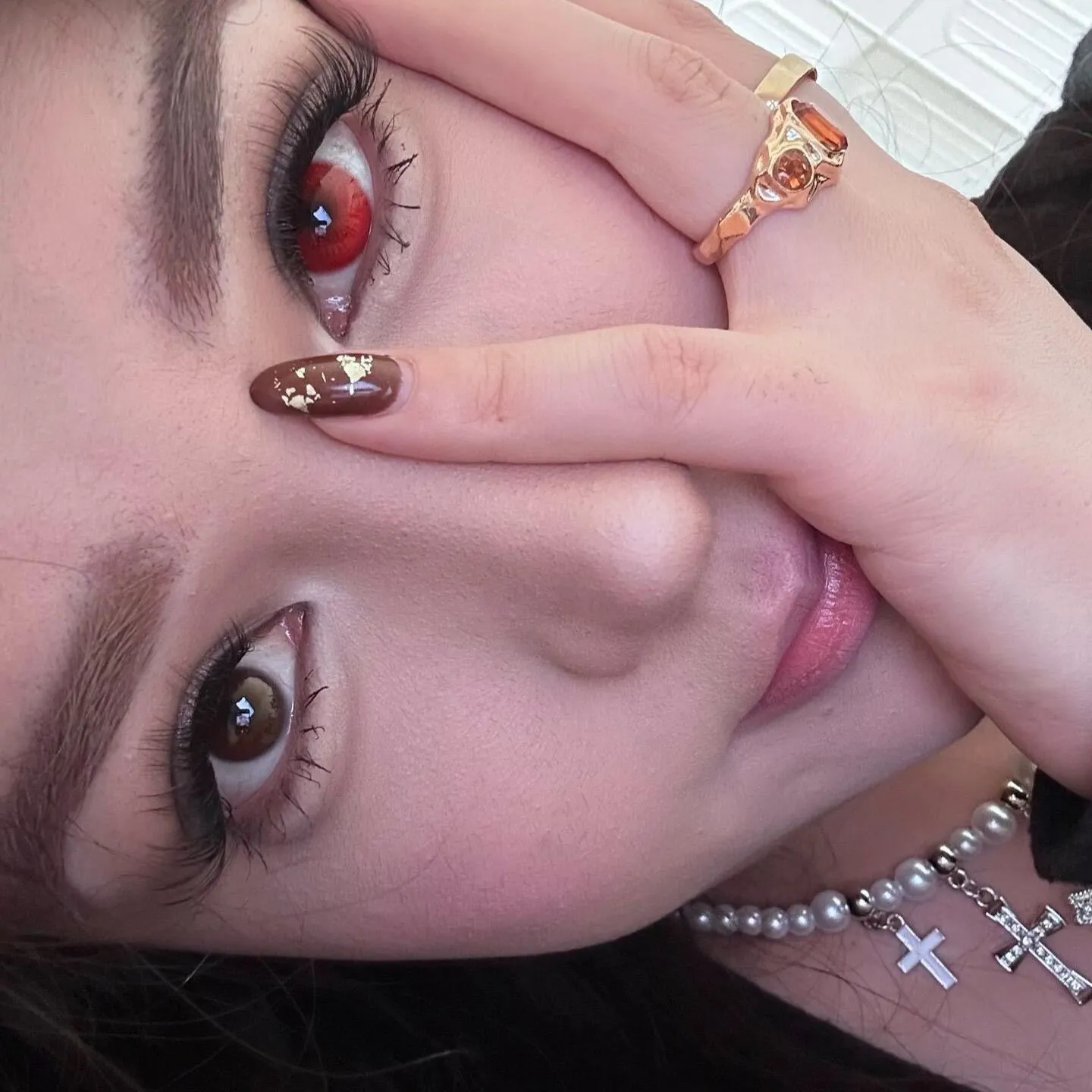 EyeLensy Mysteria Red | 6 Months
